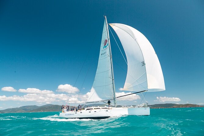 Sailing the Whitsundays