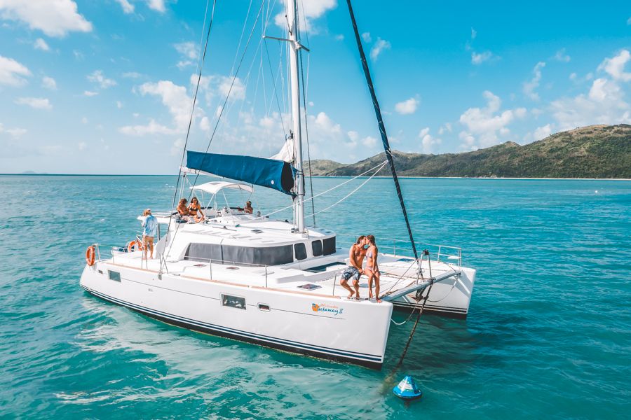 Sailing the Whitsundays