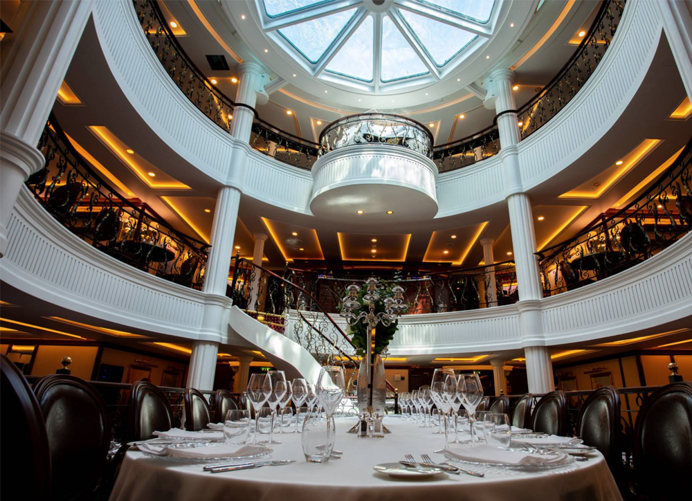 Largest sailing boat interior