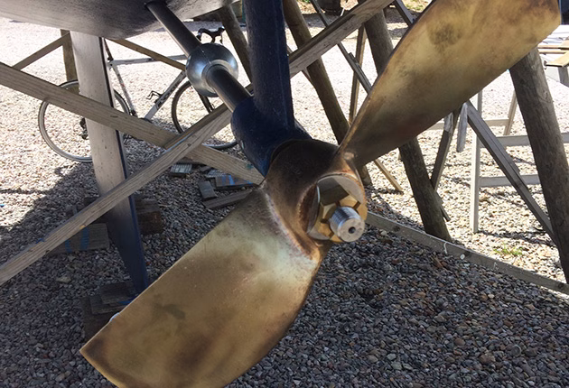 How to Clean and Antifoul Props and Shafts