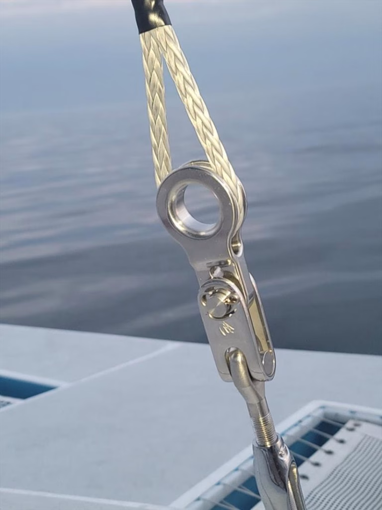 Standing Rigging: SS Wire vs Dyneema?